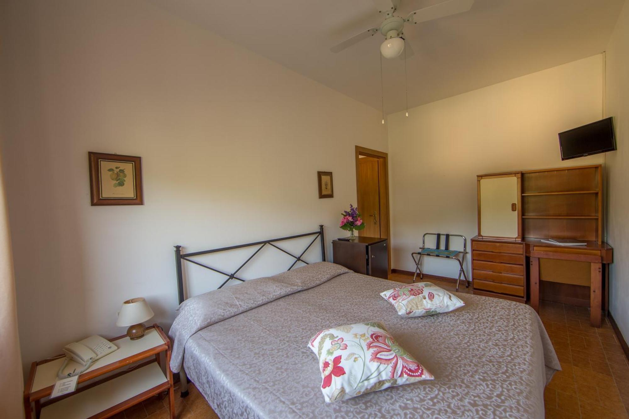 Hotel La Feluca Portoferraio Εξωτερικό φωτογραφία
