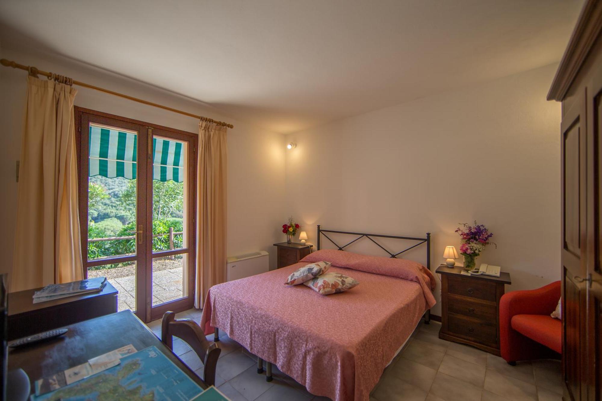 Hotel La Feluca Portoferraio Εξωτερικό φωτογραφία