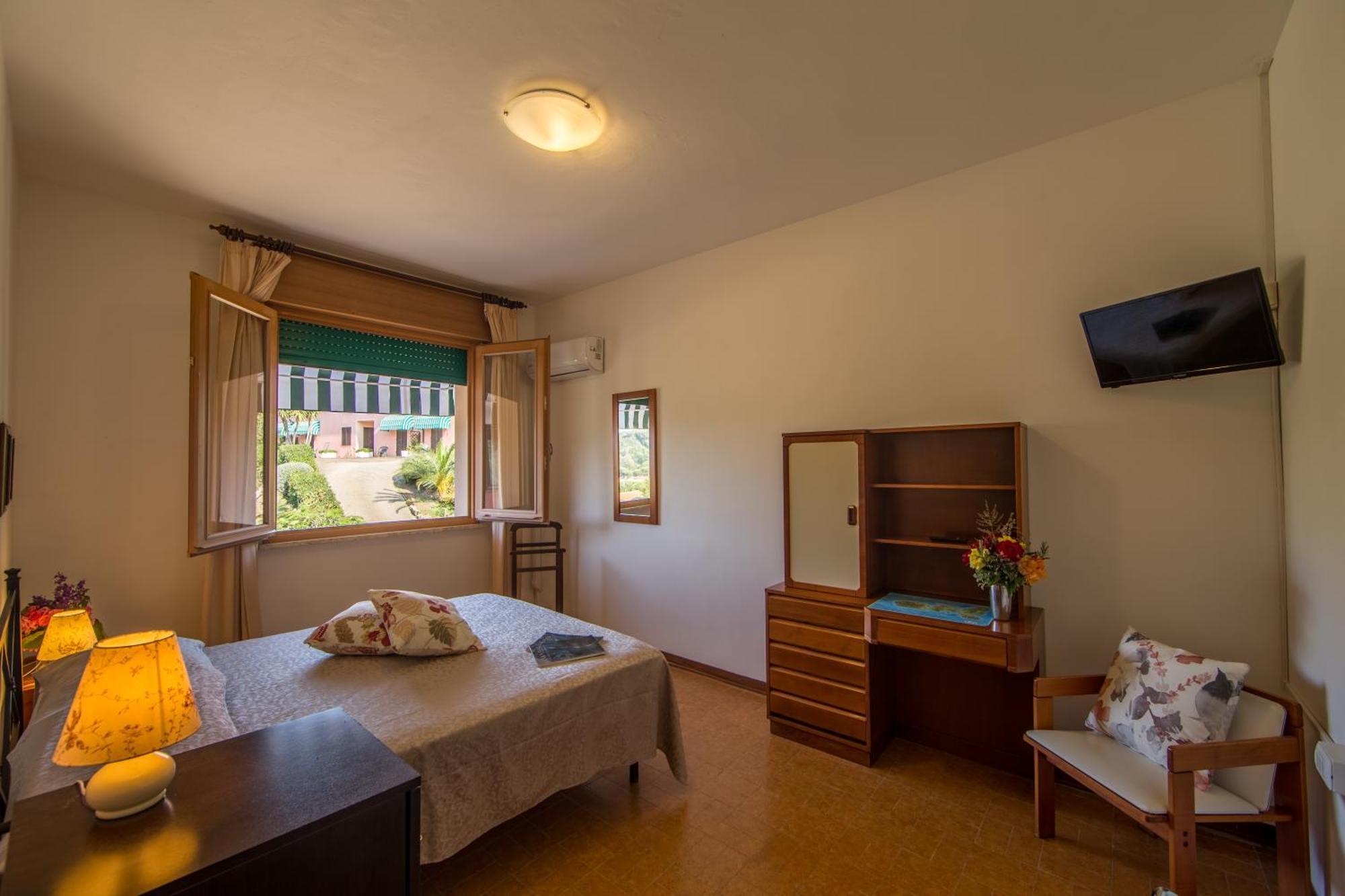 Hotel La Feluca Portoferraio Εξωτερικό φωτογραφία