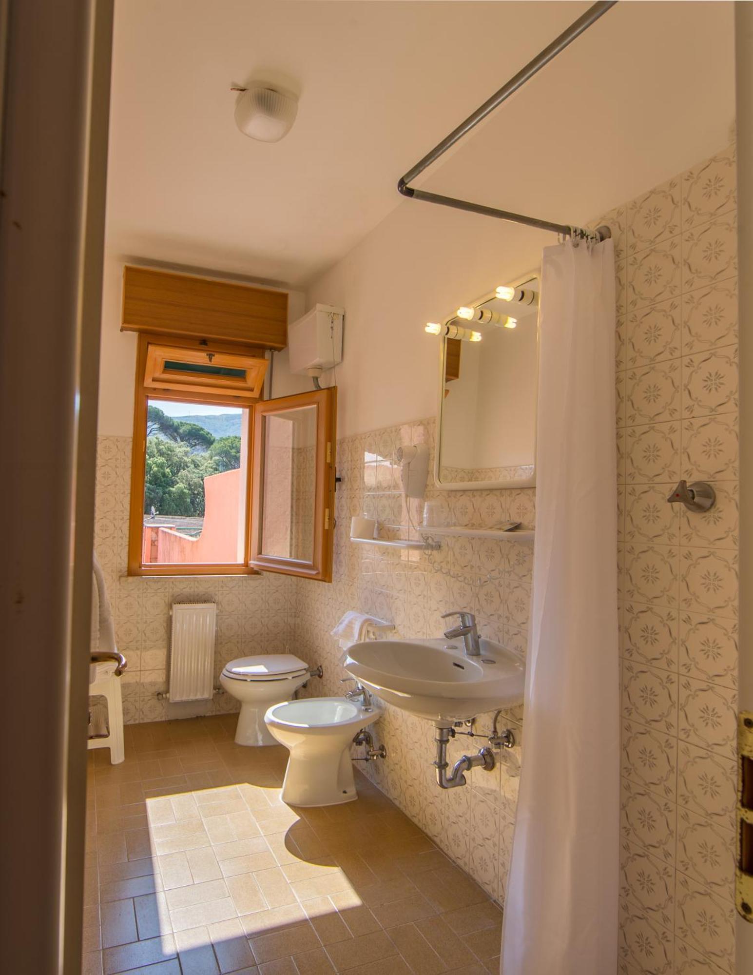 Hotel La Feluca Portoferraio Εξωτερικό φωτογραφία