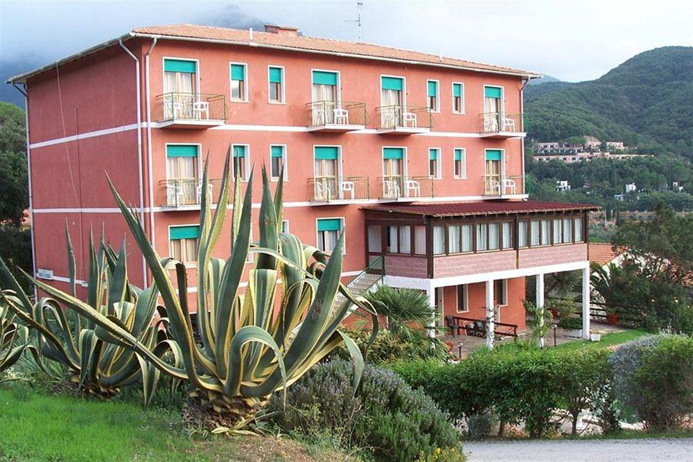 Hotel La Feluca Portoferraio Εξωτερικό φωτογραφία