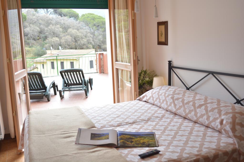 Hotel La Feluca Portoferraio Εξωτερικό φωτογραφία