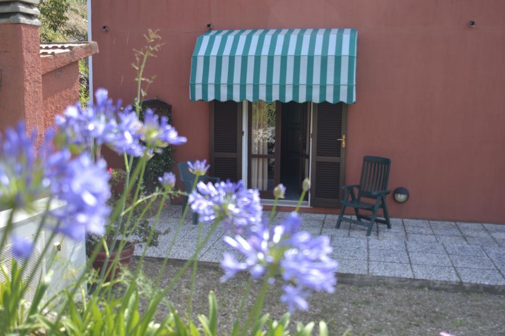 Hotel La Feluca Portoferraio Εξωτερικό φωτογραφία